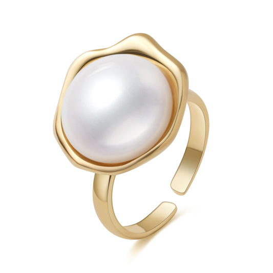 Spoiled Joy Acorn Pearl Ring